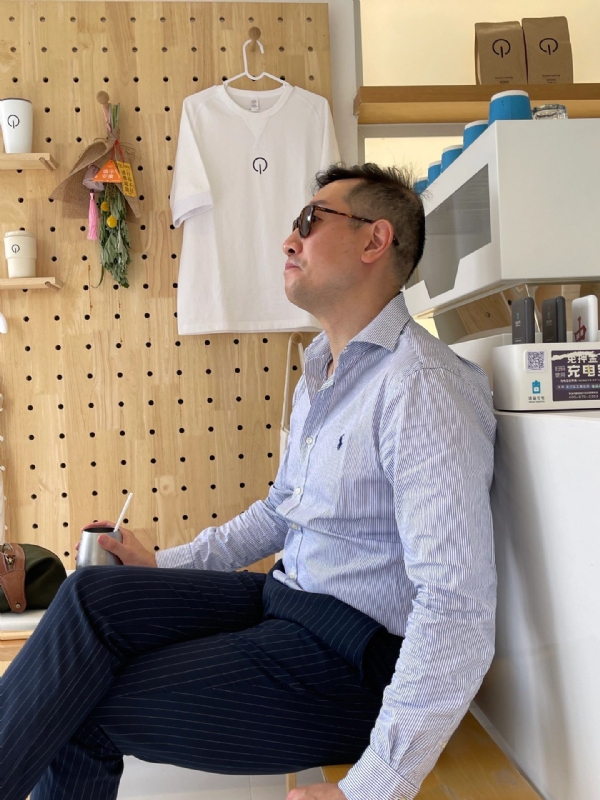 高陆的第二张照片--大连相亲服务中心