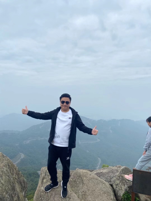 kinlee的第一张照片--大连相亲服务中心