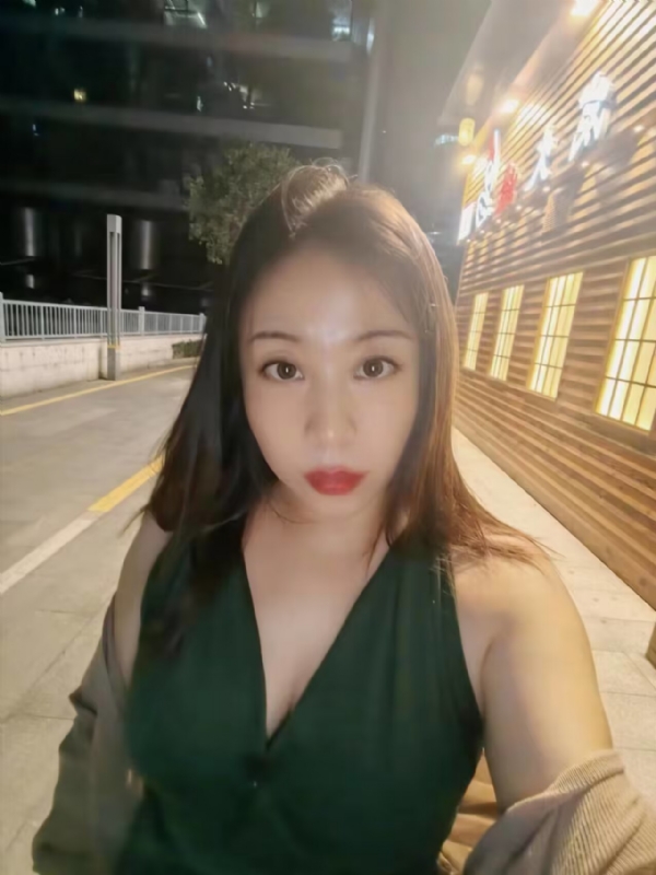 叶子青青的第三张照片--大连相亲服务中心