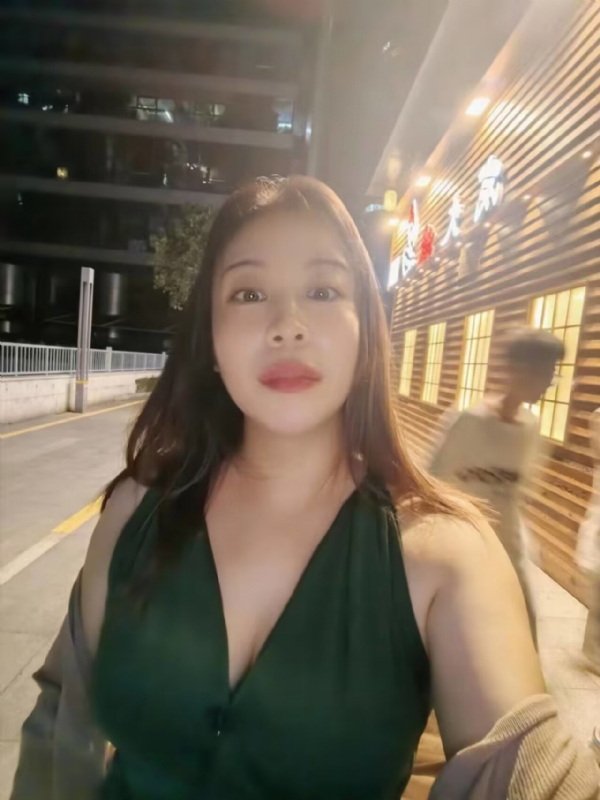 叶子青青的第四张照片--大连相亲服务中心