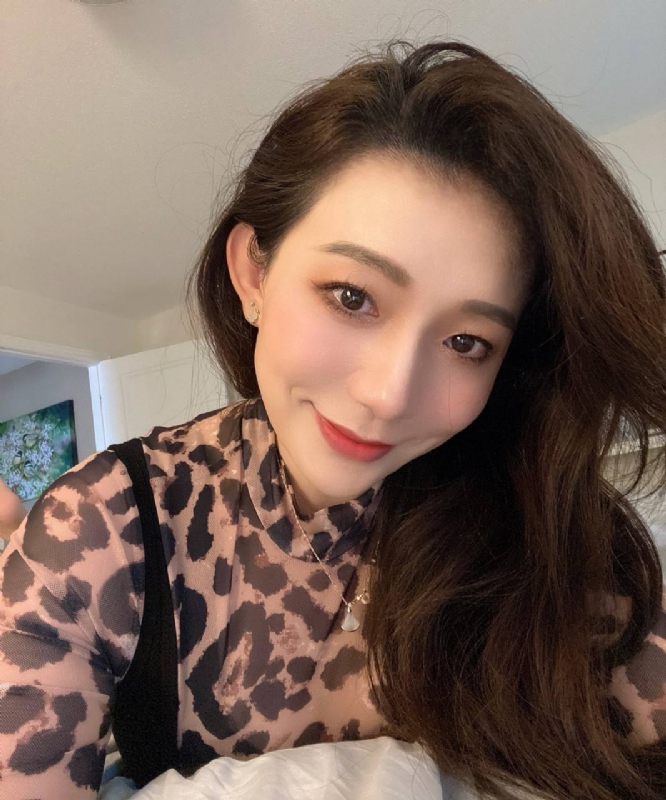 过去的第一张照片--大连相亲服务中心