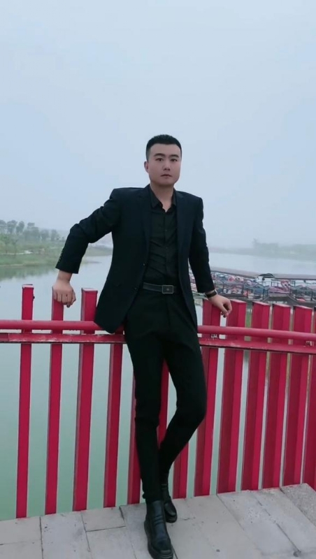 Albert的第二张照片--大连相亲服务中心