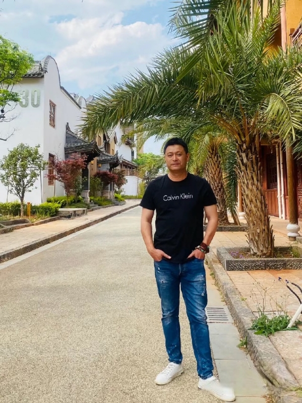 莪、蓶伱专属的第一张照片--大连相亲服务中心