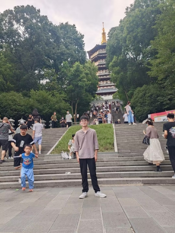 阳光男孩的第五张照片--大连相亲服务中心