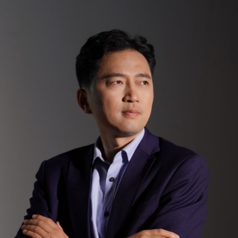 诗与远方的第一张照片--大连相亲服务中心