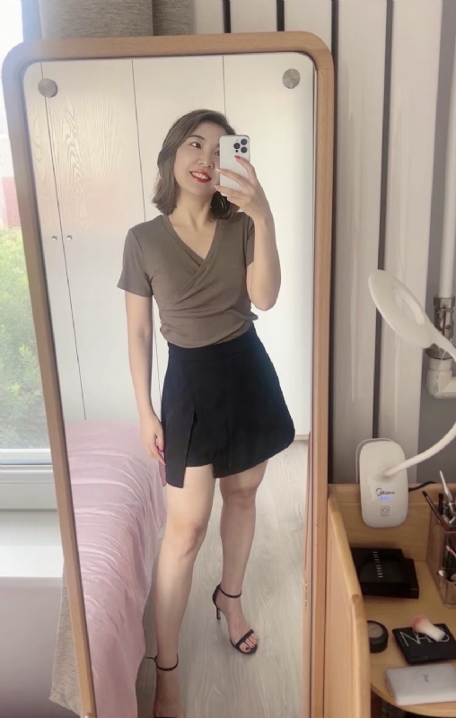 丽波的第二张照片--大连相亲服务中心