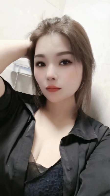 爱笑的女孩的第一张照片--大连相亲服务中心