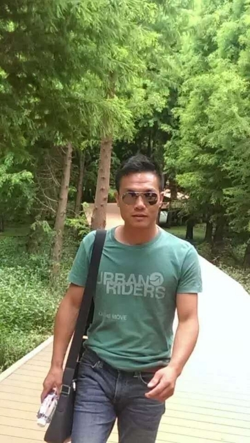 荆州王婆说媒的第一张照片--大连相亲服务中心