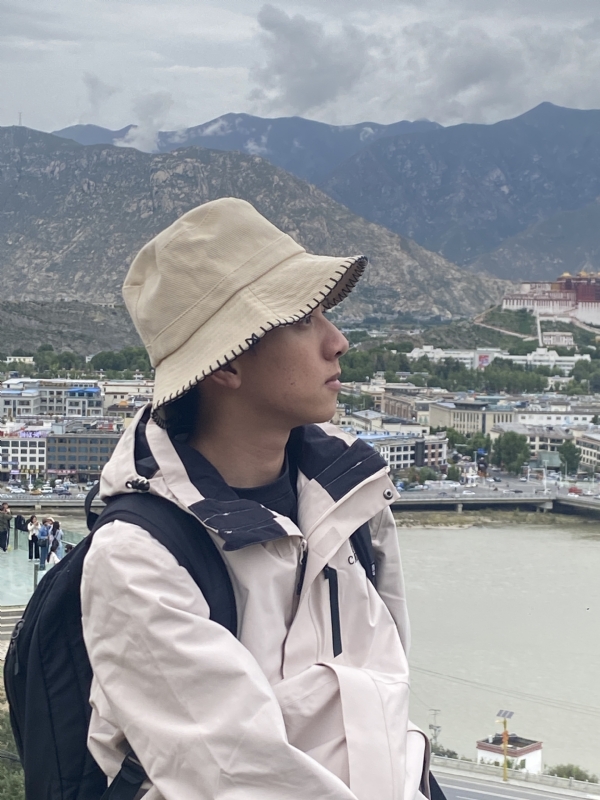 Lucky的第二张照片--大连相亲服务中心