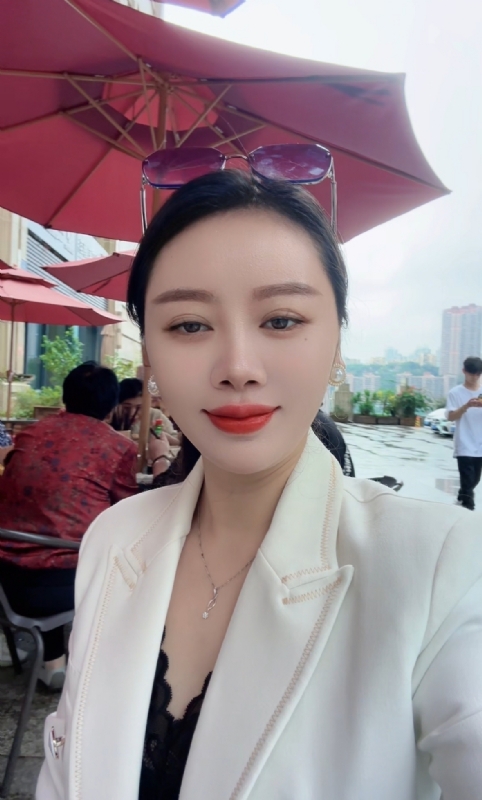 Angela的第一张照片--大连相亲服务中心