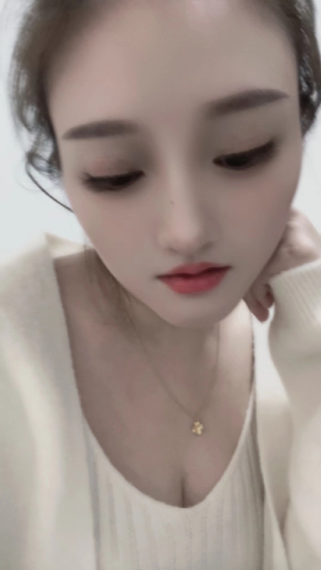 不倾城的第一张照片--大连相亲服务中心