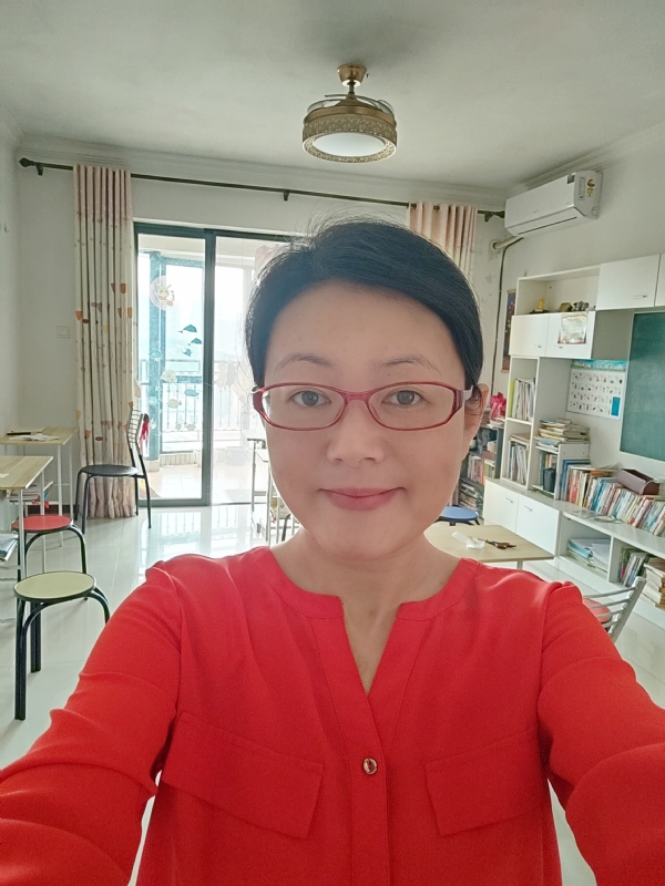 丽华的第二张照片--大连相亲服务中心