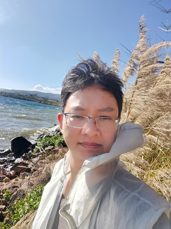 梅安歌的第一张照片--大连相亲服务中心