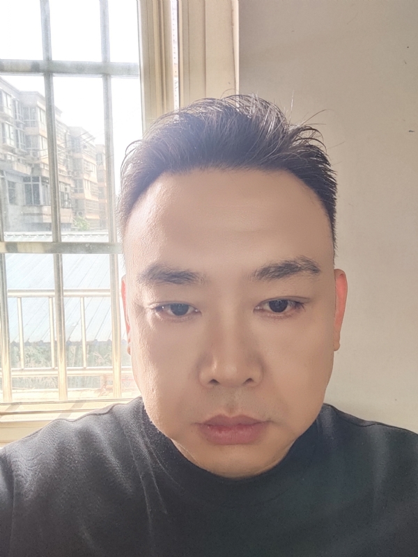 爱人先爱己的第一张照片--大连相亲服务中心