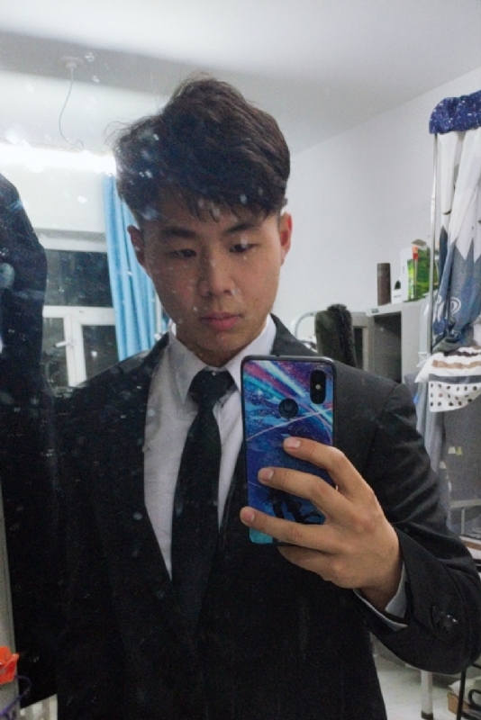 景湛的第一张照片--大连相亲服务中心