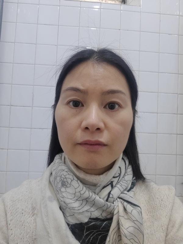 罌粟花的第二张照片--大连相亲服务中心