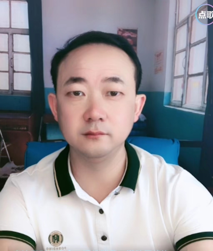 成秀才的第二张照片--大连相亲服务中心