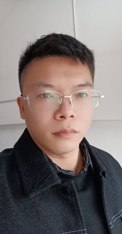 叶伟的第一张照片--大连相亲服务中心