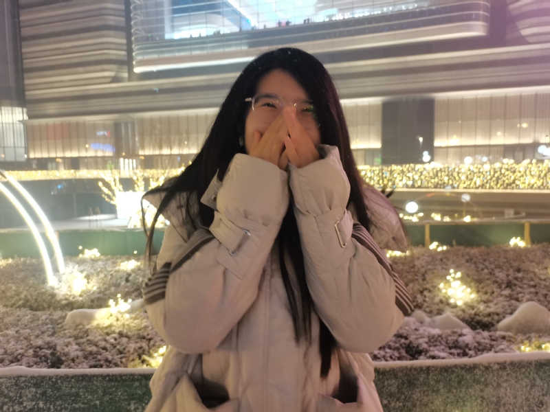 幸福相伴的第一张照片--大连相亲服务中心