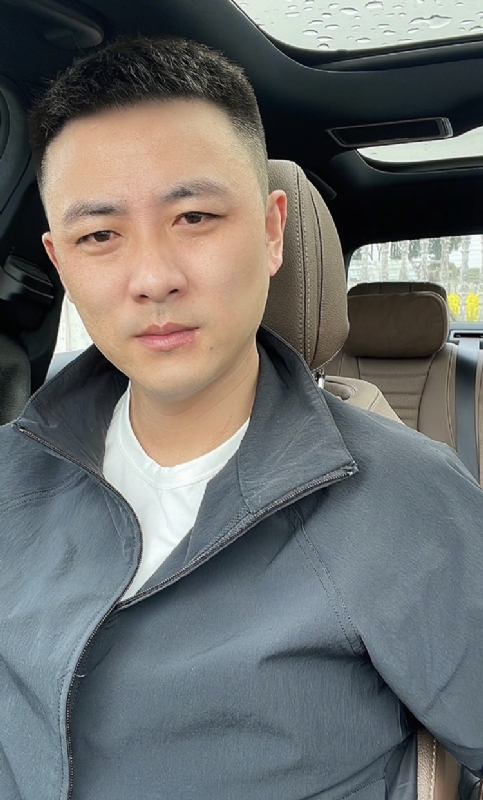 惊弢亥琅的第一张照片--大连相亲服务中心