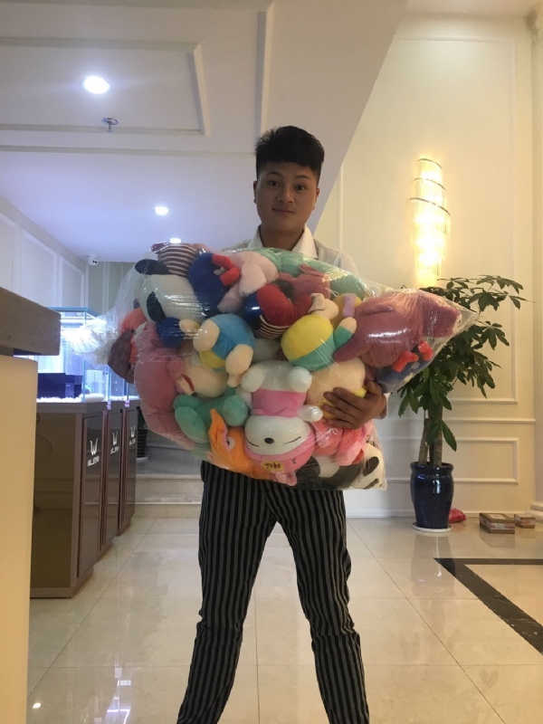 阿杰的第一张照片--大连相亲服务中心