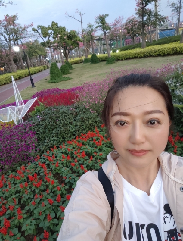 m云朵的第一张照片--大连相亲服务中心