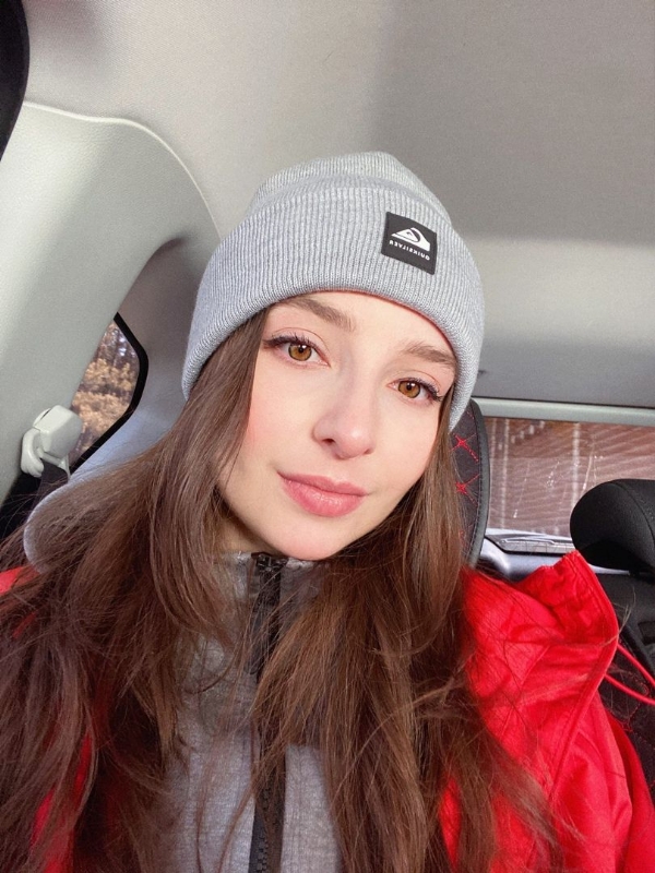 Emilia的第一张照片--大连相亲服务中心