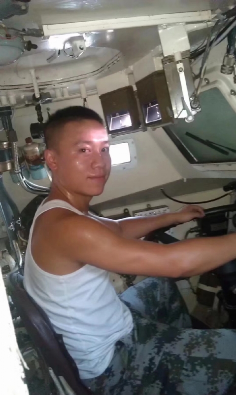 哥哥的第一张照片--大连相亲服务中心