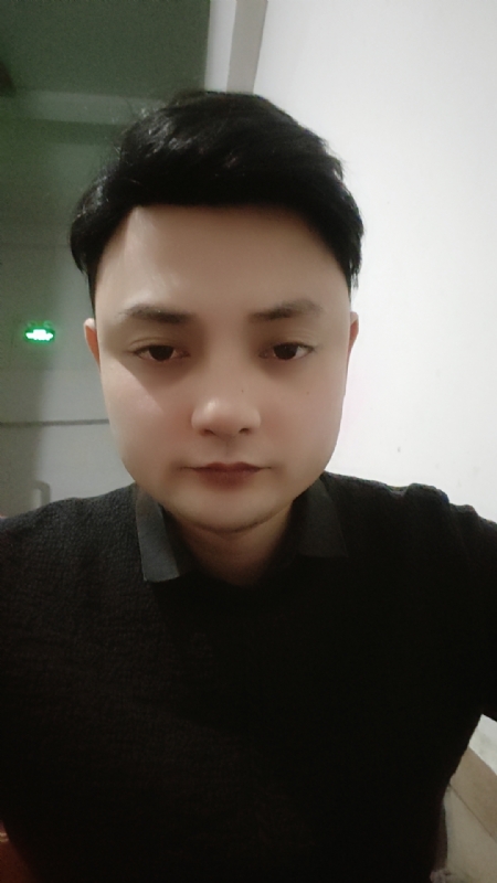 我在他乡整挺好的第一张照片--大连相亲服务中心