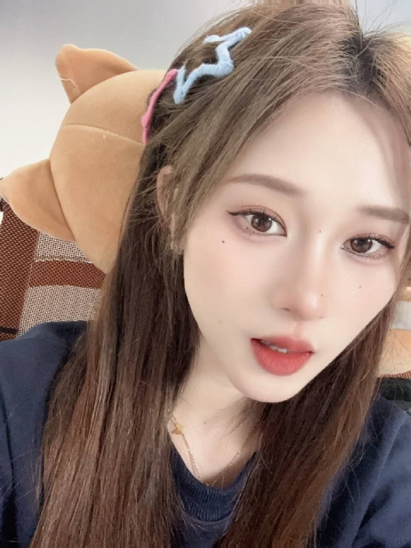 曦曦的第一张照片--大连相亲服务中心