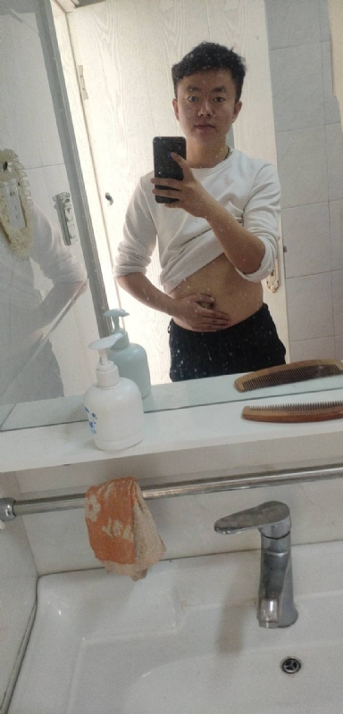 官方认证的亮亮的第一张照片--大连相亲服务中心