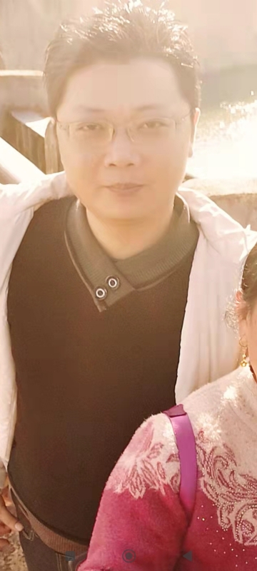 邓生的第二张照片--大连相亲服务中心