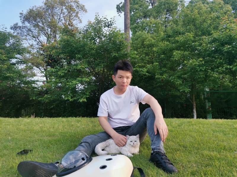 云季的第一张照片--大连相亲服务中心