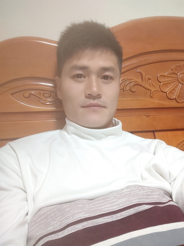 网球罗的第四张照片--大连相亲服务中心