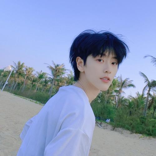 允执其中2024的第一张照片--大连相亲服务中心