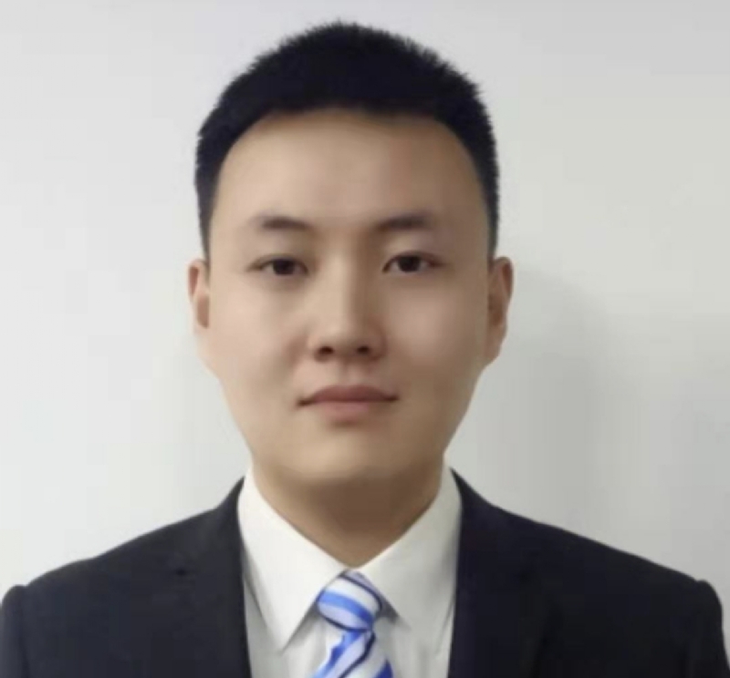 英俊潇洒的第一张照片--大连相亲服务中心