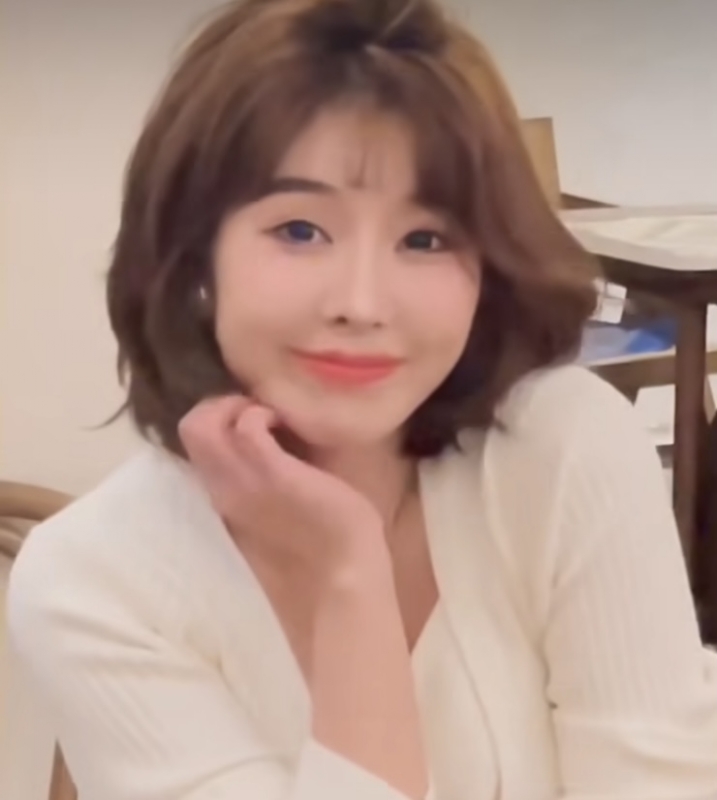 張雨晴的第一张照片--大连相亲服务中心