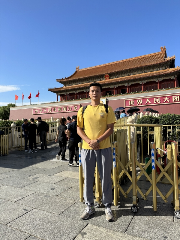 莫过于的第一张照片--大连相亲服务中心