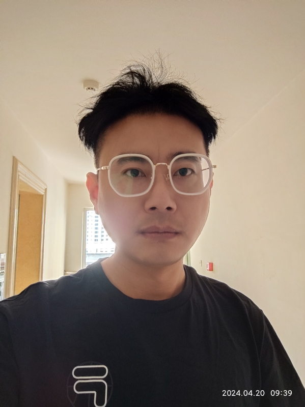 信带小李的第一张照片--大连相亲服务中心