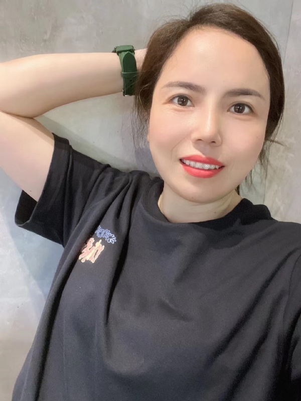 哈宝的第一张照片--大连相亲服务中心