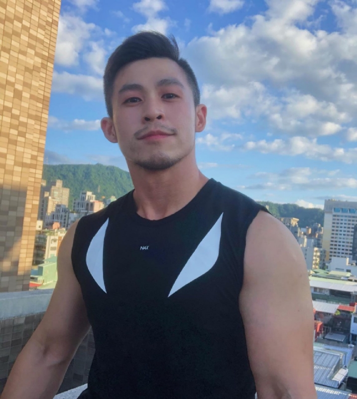 白玉飞的第一张照片--大连相亲服务中心