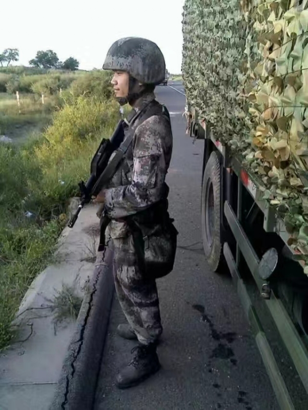 搬砖中的第一张照片--大连相亲服务中心