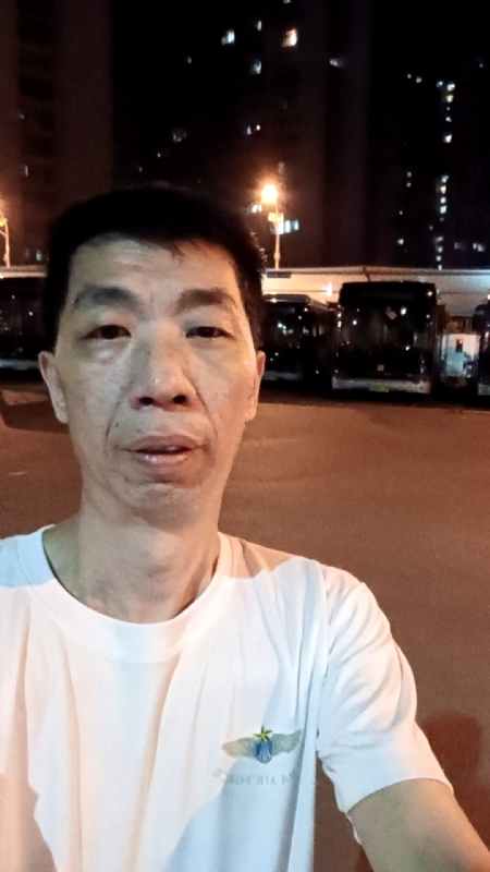 小丑的第一张照片--大连相亲服务中心