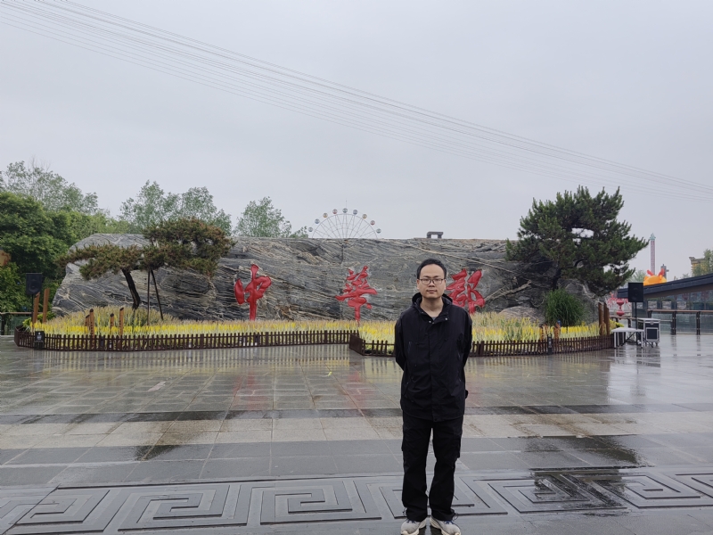 苏宾的第一张照片--大连相亲服务中心