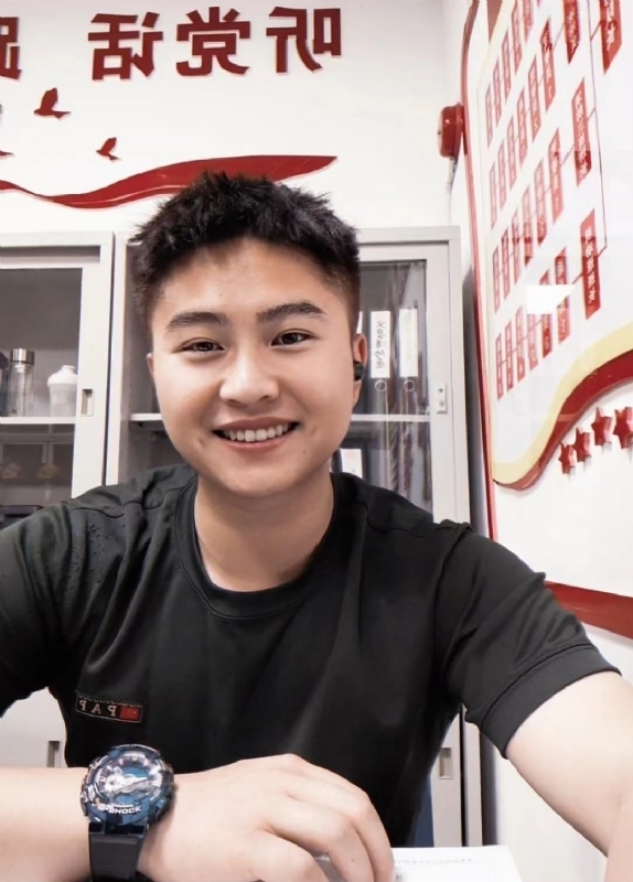 我就在路灯下等你的第一张照片--大连相亲服务中心