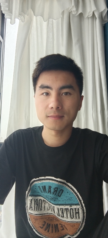 叶秋的第二张照片--大连相亲服务中心