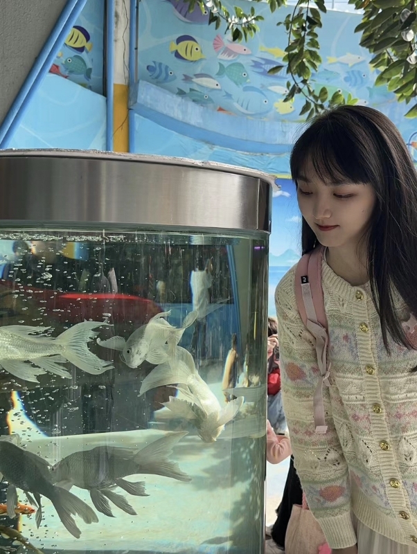 yiyi的第二张照片--大连相亲服务中心