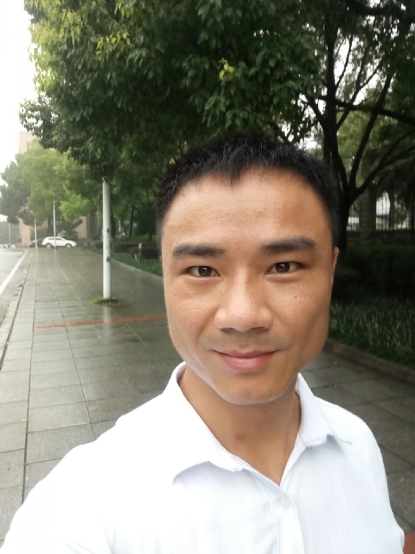 水木年华的第二张照片--大连相亲服务中心