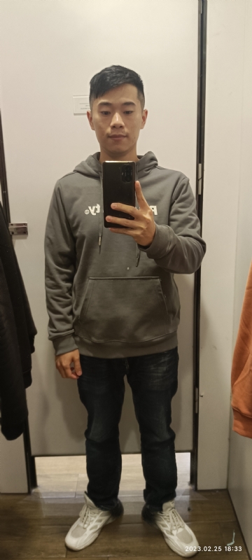 酷酷的少年的第一张照片--大连相亲服务中心