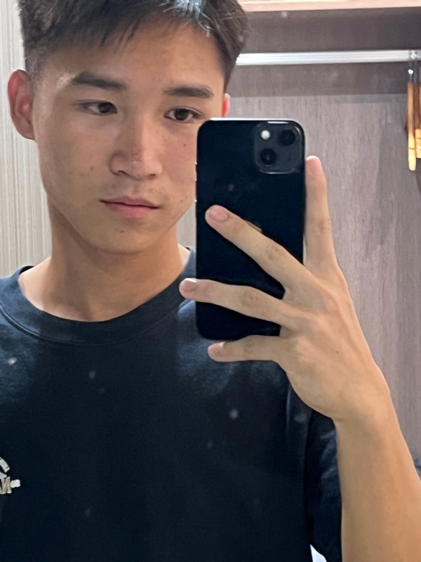 画家的第二张照片--大连相亲服务中心